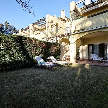 Casa Guadalmina Baja, Golf Views بيت للعطل