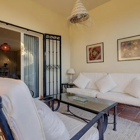 Casa Guadalmina Baja, Golf Views بيت للعطل ماربيا